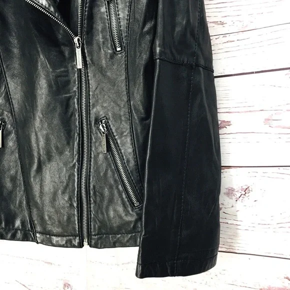 Michael Kors Women's Black Leather Biker Moto Jacket Zip Pockets Size S - Picture 3 of 10